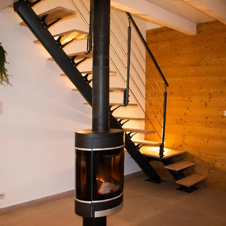 A L'oree Du Vuache Holiday home